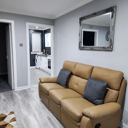 Fm Homes & Apartments 3 Bedroom Motherwell Extérieur photo