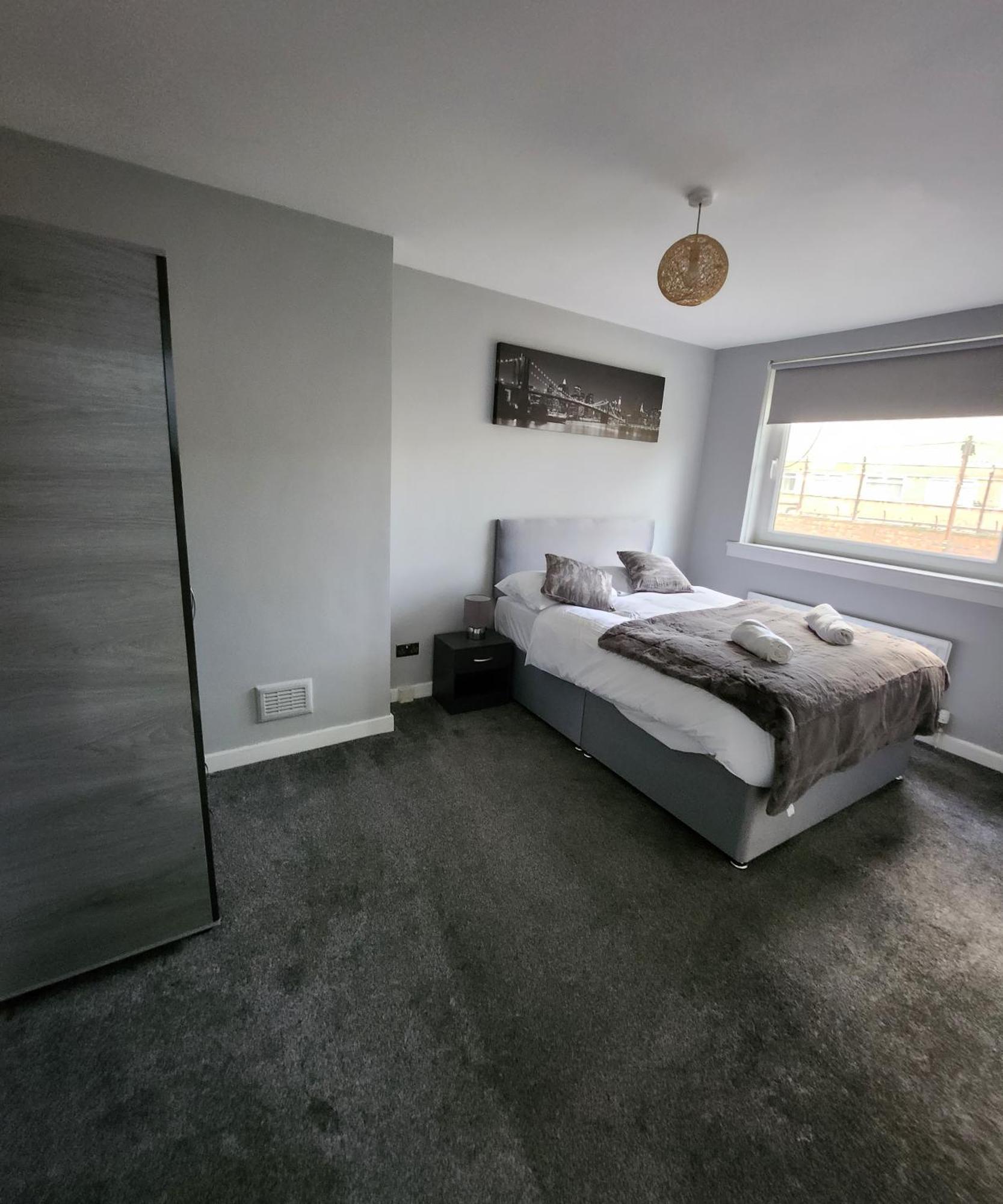 Fm Homes & Apartments 3 Bedroom Motherwell Extérieur photo