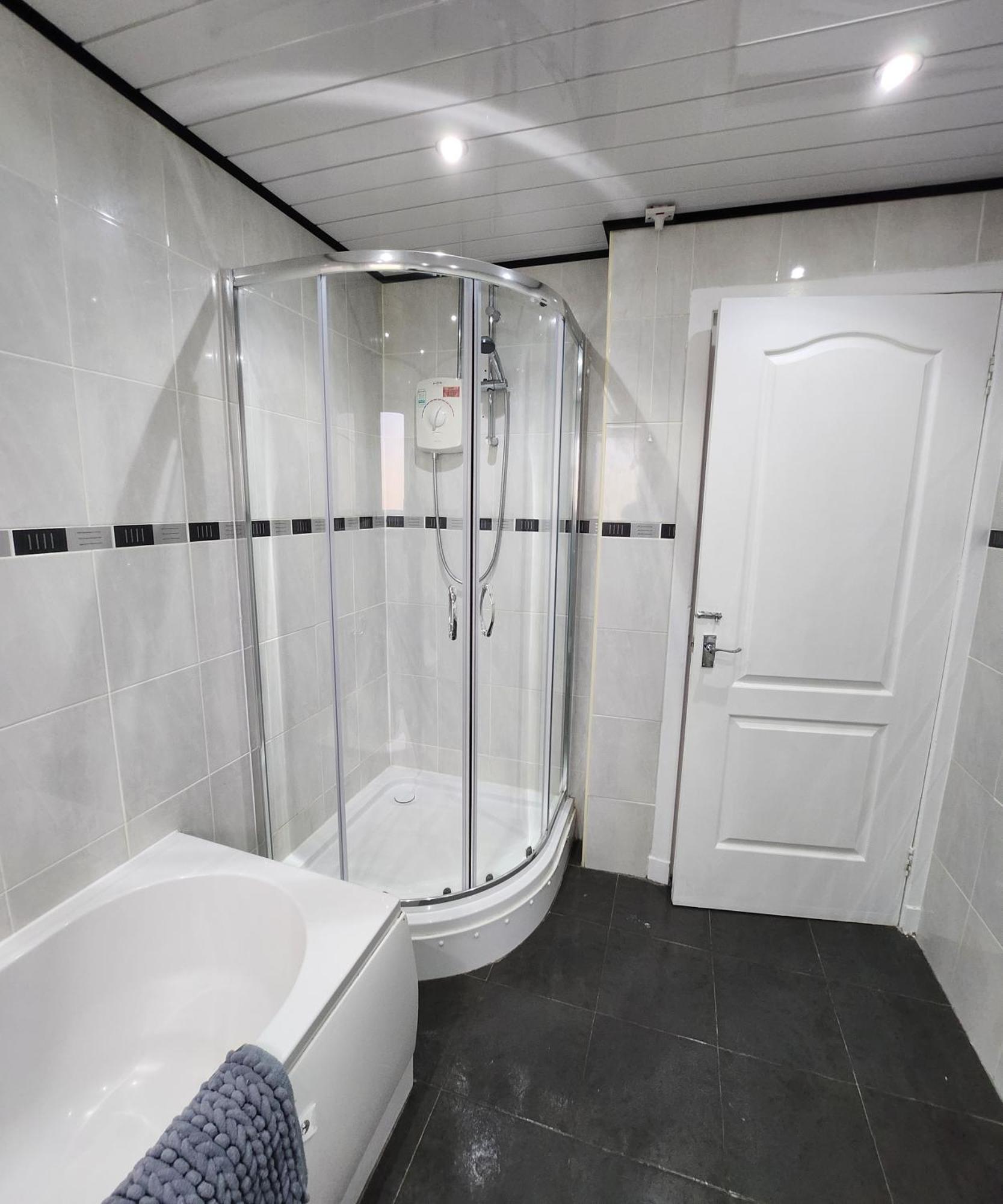 Fm Homes & Apartments 3 Bedroom Motherwell Extérieur photo
